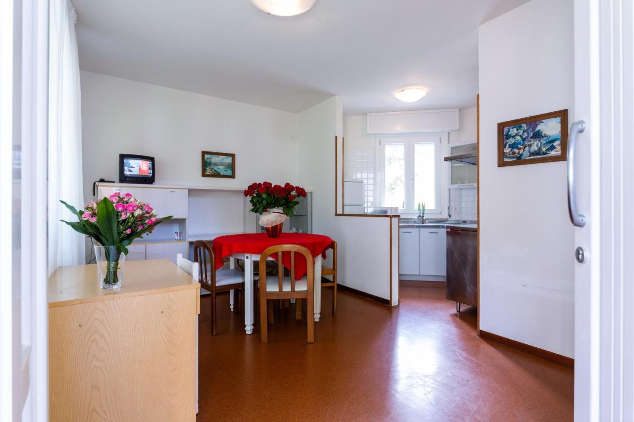 Villa Lucilla Lignano Sabbiadoro Eksteriør bilde