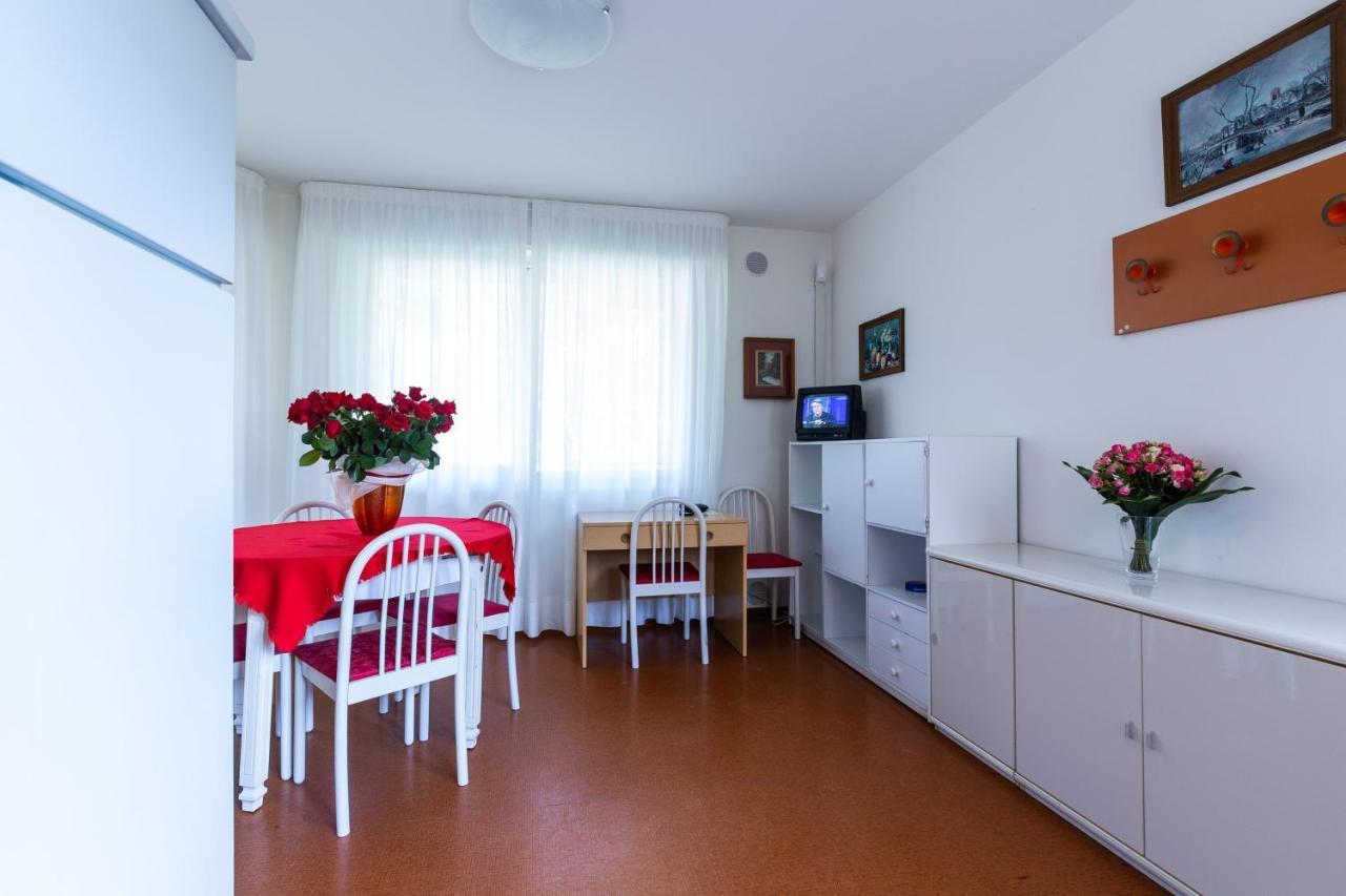 Villa Lucilla Lignano Sabbiadoro Eksteriør bilde